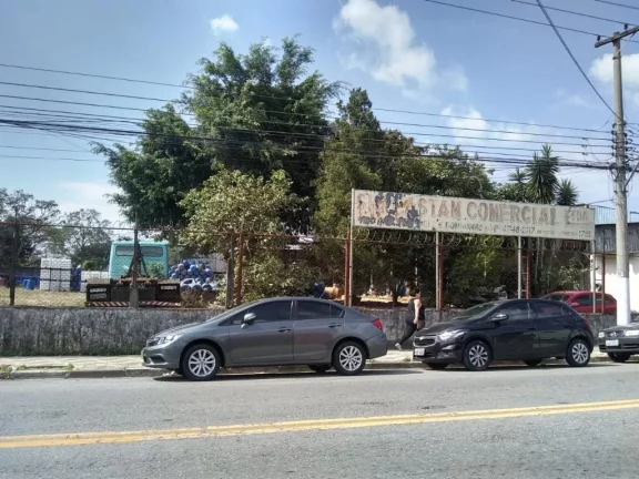 Imagem Terreno para alugar, 600 m² por R$ 8.705,25/mês - Vila Figueira - Suzano/SP
