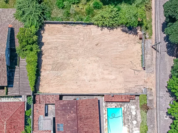 TERRENO de 600m² em condomínio no ITANHANGÁ - R$ 1.500.000,00
