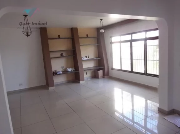 Imagem Imperdível oportunidade: Casa à venda em Ribeirão Preto-SP, 4 quartos, 2 suítes, 3 salas, 4 banheiros, 3 vagas de garagem e 245m².