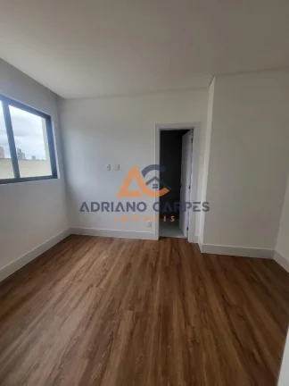Imagem Adriano Carpes Imóveis vende apartamento com 3 dormitórios sendo duas suíte