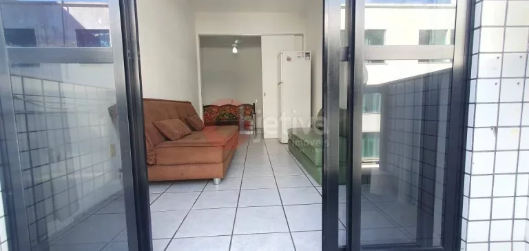 Imagem Apartamento linear, 2 quartos, 76 m², a 50 m da Praia do Forte - Cabo Frio