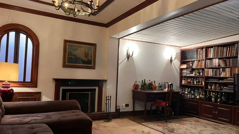 Imagem Casa Alto de Pinheiros - 400M², 4 Dorms, 2 Suítes, 6 Vagas, Alto Padrão.