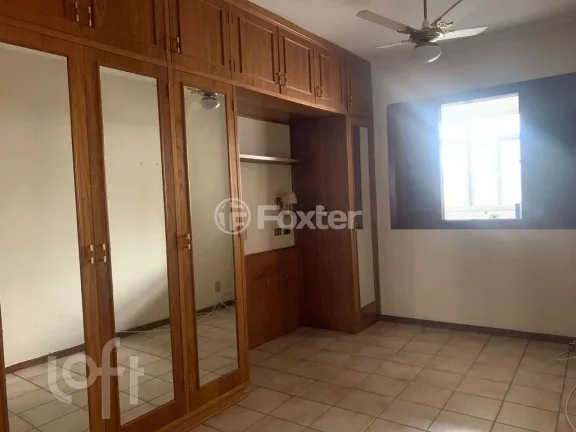 Imagem Apartamento 98M², 2Q, 1 Suíte, 2 Banheiros, 1 Vaga, Salão de Festas, Armários, Ventilador de Teto.