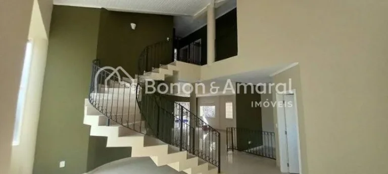 Imagem Linda casa à venda com design moderno no Jardim Botânico; suas acomodações contam com living de ...
