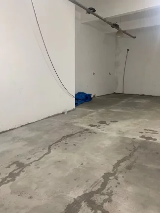 Imagem Salão para alugar, 72 m² por R$ 2.400,00/mês - Calmon Viana - Poá/SP