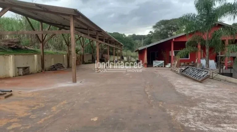 Imagem Excelente Chácara à Venda no Rancho Ringo - Área Total de 15.000m², com benfeitorias!