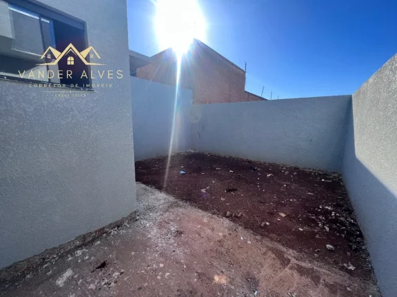 Imagem Imperdível oportunidade de adquirir casa com 2 quartos e 2 vagas de garagem em Foz do Iguaçu, Jardim Copacabana!