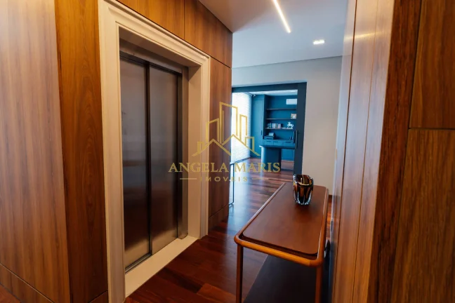 Imagem Casa Sobrado, Alto Padrão, 6 dormitórios ( 6 suítes), 6 vagas, Chácara Serimbura, Sjc.