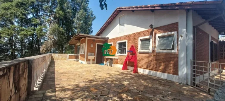 Imagem Sítio para Venda em São Roque, Vila Darcy Penteado (mailasqui), 4 dormitórios, 2 suítes, 1 banheiro
