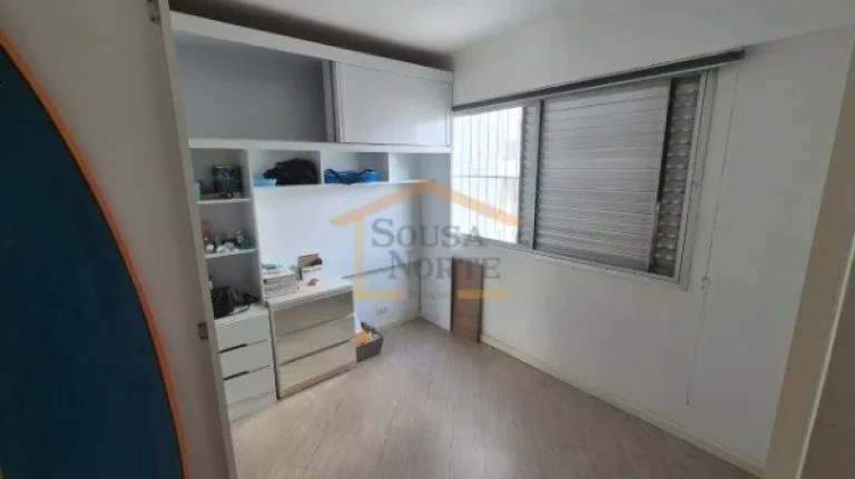 Imagem Apartamento mobiliado com 2 dormitórios, 2 banheiros e 1 vaga de garagem. Possui sala de estar e ja...