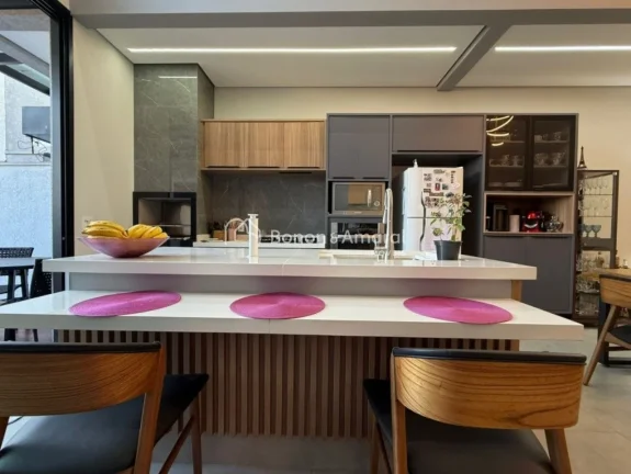 Imagem Casa Térrea à Venda no Condomínio Santorini - Paulínia/SP

Essa casa térrea une modernidade, co...