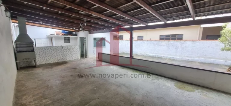 Imagem Casa à venda no Centro de Franco da Rocha-SP: 2 quartos, 2 salas, 2 vagas de garagem, 116,83 m² de área. Venha conferir!