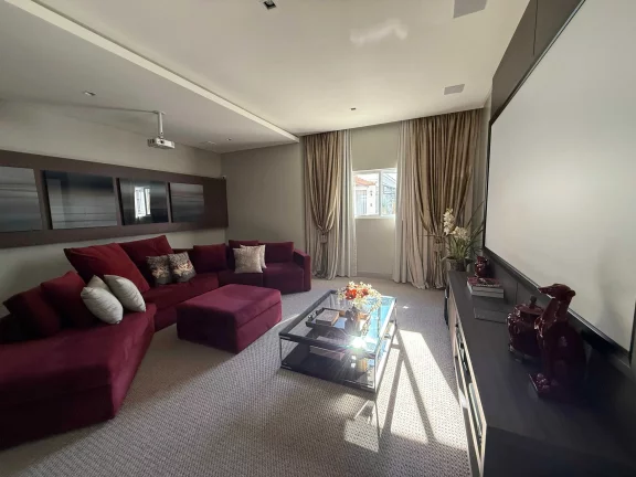 Imagem Apartamento 3 suítes e 3 vagas de garagem no Centro de Balneário Camboriú/SC