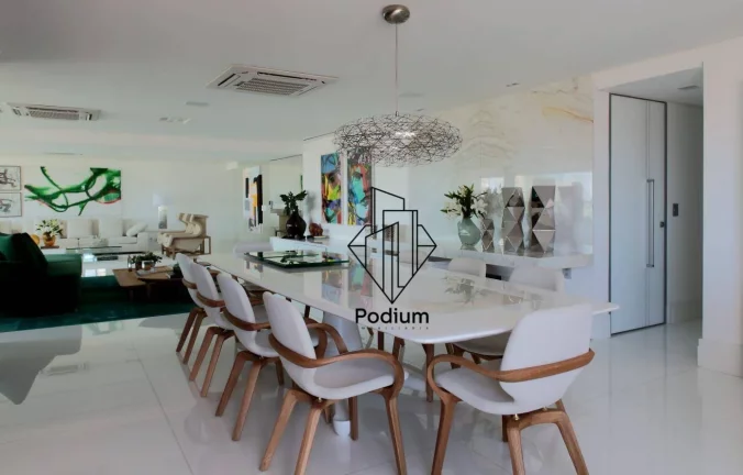 Imagem Apartamento porteira fechada de alto padrão no Bairro de casa forte, Recife/PE - AP2744.