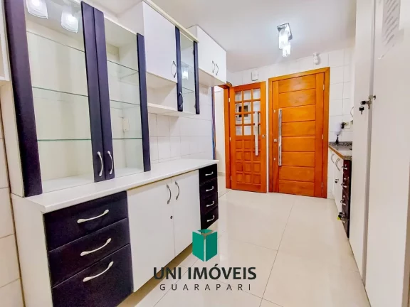 Imagem Apartamento espaçoso em Guarapari centro com 2 quartos, suíte, 2 varandas e área externa gourmet