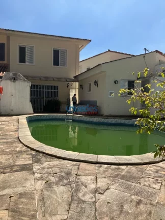 Imagem Sobrado em Santo Amaro - SP: 240m², 4 dormitórios, 2 suítes, 4 banheiros - À venda por R$2.160.000