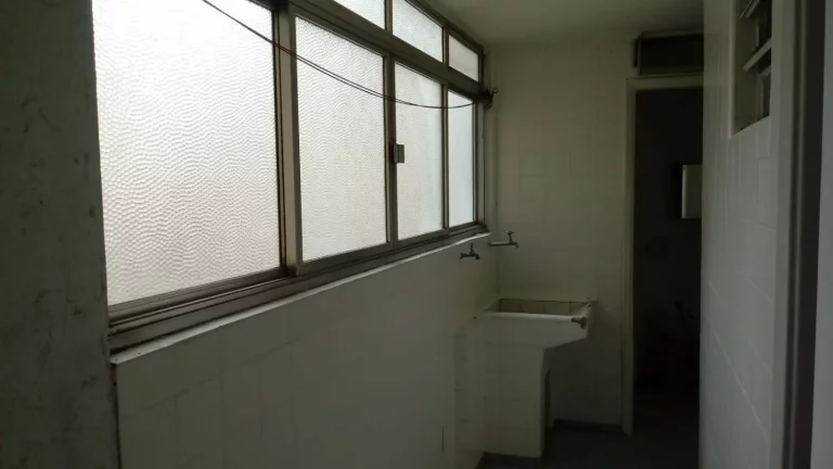 Imagem Apartamento com 3 dormitórios e vaga na Aclimação