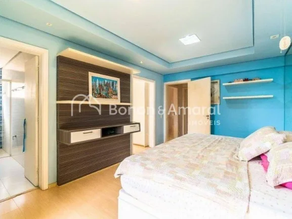 Imagem Apartamento cobertura tríplex, O imóvel possui living para vários ambientes,
 3 quartos, sendo 1 ...