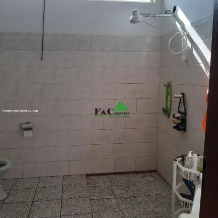 Imagem Sobrado para Venda em Limeira, Vila Queiroz, 2 dormitórios, 6 banheiros, 2 vagas