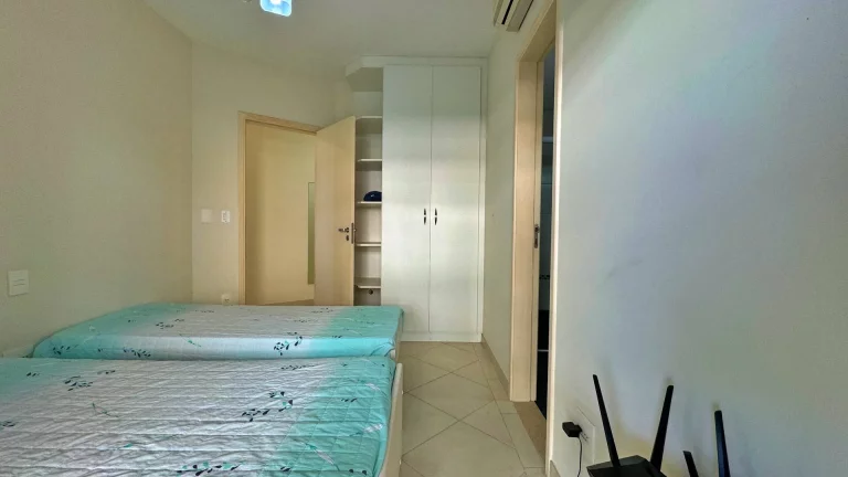 Imagem Apartamento com 4 dormitórios à venda, 197 m por R$ 9.000.000,00 - Riviera