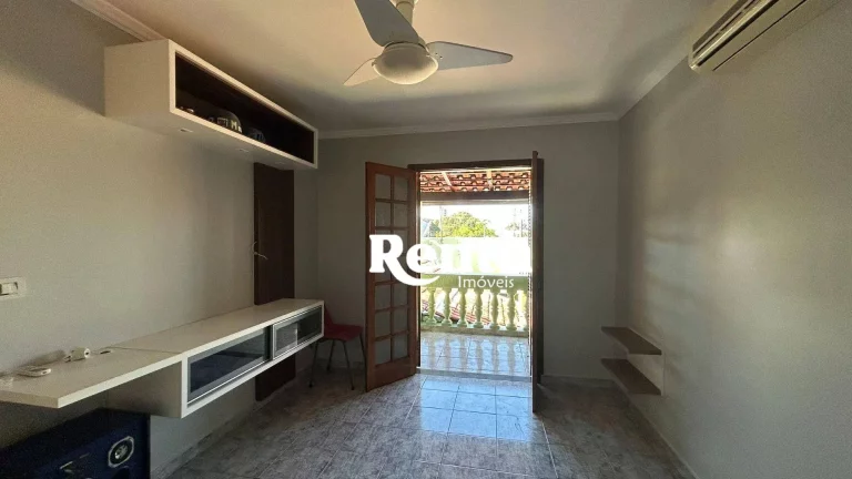 Imagem Casa com 4 dormitórios à venda, 196 m² por R$ 485.000 - Jardim Cherveson - Rio Claro/SP