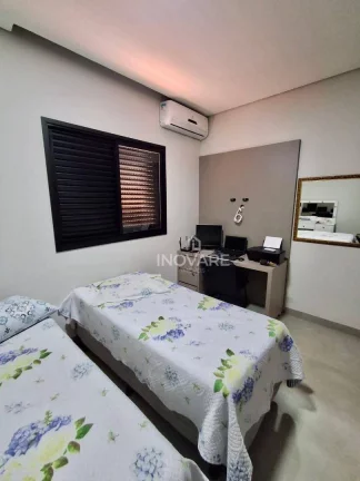 Imagem Casa com 3 dormitórios à venda, 195 m² por R$ 1.200.000 - Village Imperial - Itumbiara/GO