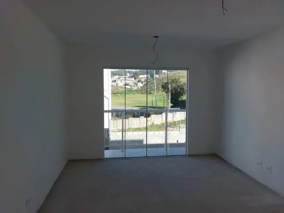 Imagem Sobrado à Venda no Villa Serena | 3 Quartos | Campo Comprido