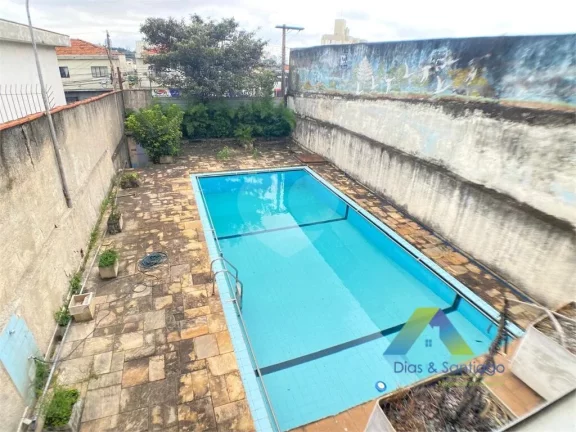 Imagem Casa com piscina em 300m² na Vila das Mercês - Região da Saúde/Zsul.