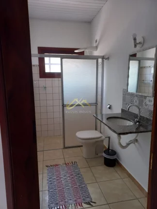 Imagem LINDA CASA EM CONDOMINIO FECHADO COM SEGURANÇA, LAGO E RIOS...