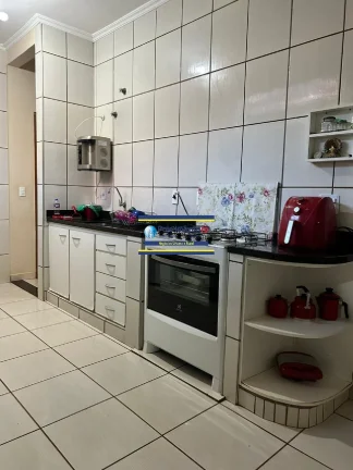 Imagem Casa 3 dormitórios R$ 389.000 até 4 veículos garagem no bairro Jardim Doutor Paulo Romeu em Ribeirão Preto - SP.