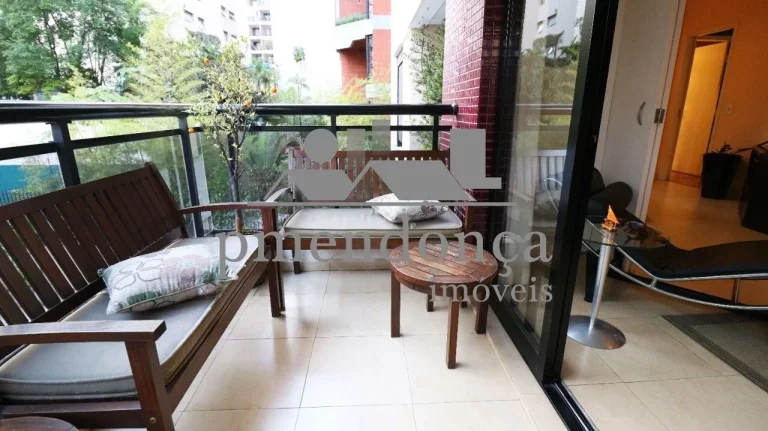 Imagem Apartamento a venda em Pinheiros com 3 suites e 3 vagas, 141m²
