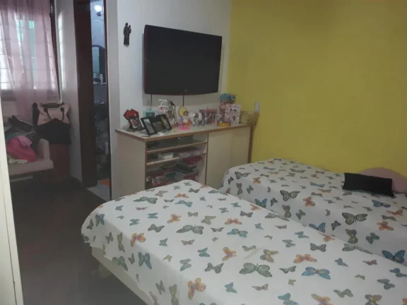 Imagem Casa Alto Padrão para Venda em Rio de Janeiro, Campo Grande, 5 dormitórios, 2 suítes, 6 banheiros, 3 vagas