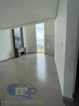 Imagem Casa á venda com 3 dormitórios na praia Bela Torres em Passo de Torres/SC