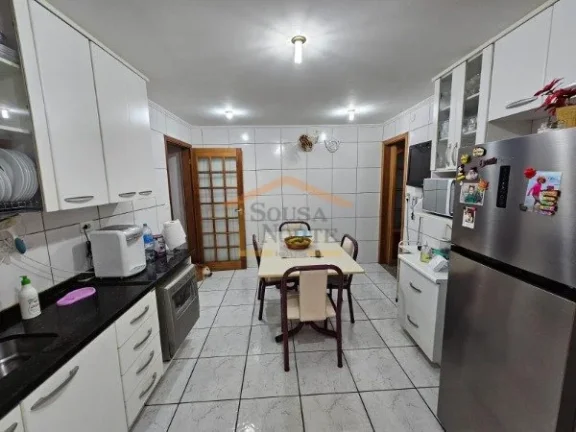 Imagem OPORTUNIDADE!!!!! Preço abaixo do mercado.

Sobrado com 150m² de área construída e 216m² de ter...