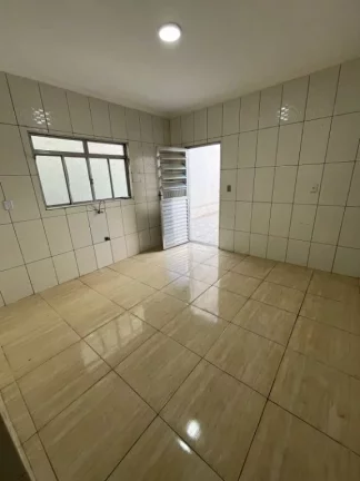 Imagem Sobrado com 2 dormitórios à venda, 200 m² por R$ 450.000,00 - Vila Jurema - Ferraz de Vasconcelos/SP