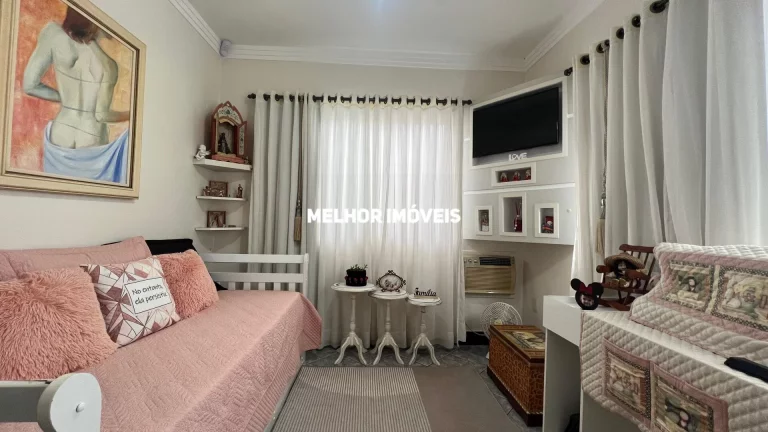 Imagem Casa a venda com 242 m² - Centro Sul de Balneário Camboriú.