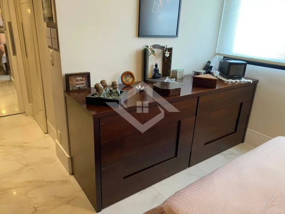 Imagem Apartamento no Waterways Barra da Tijuca: 2 Quartos, Reformado
