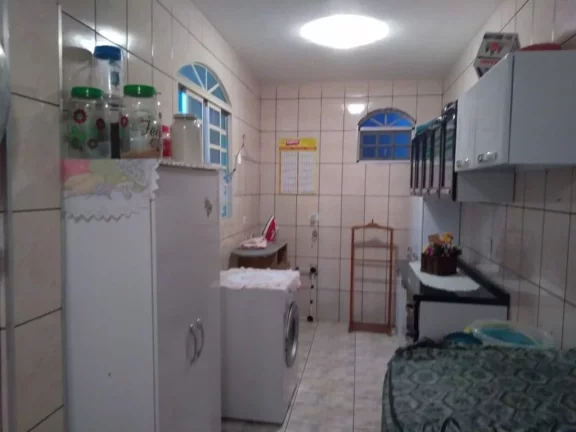 Imagem Sobrado com 3 dormitórios à venda, 170 m² por R$ 750.000,00 - Jardim Medina - Poá/SP