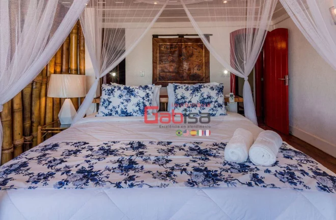 Imagem Luxuosa Mansão Pé na Areia na Praia de Geribá