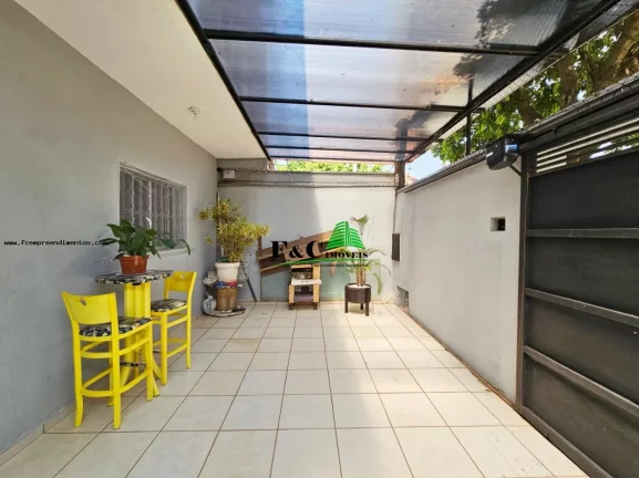 Imagem Sobrado para Venda em Limeira, JARDIM SÃO LOURENÇO, 3 dormitórios, 1 suíte, 1 banheiro, 2 vagas