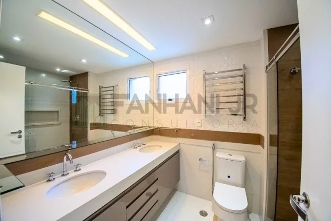 Imagem Apartamento de altp padrão no Jardim Paulista: 3 quartos, 3 suítes, 3 salas, 4 banheiros, 4 vagas, 205m² - São Paulo-SP.