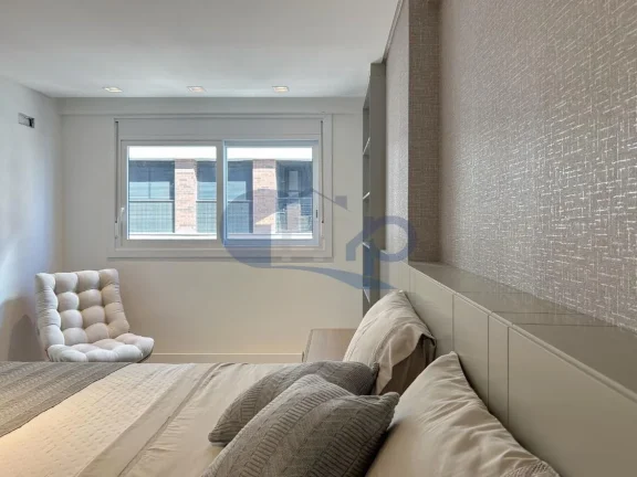 Imagem Apartamento á venda com 3 dormitórios no centro de Torres/RS