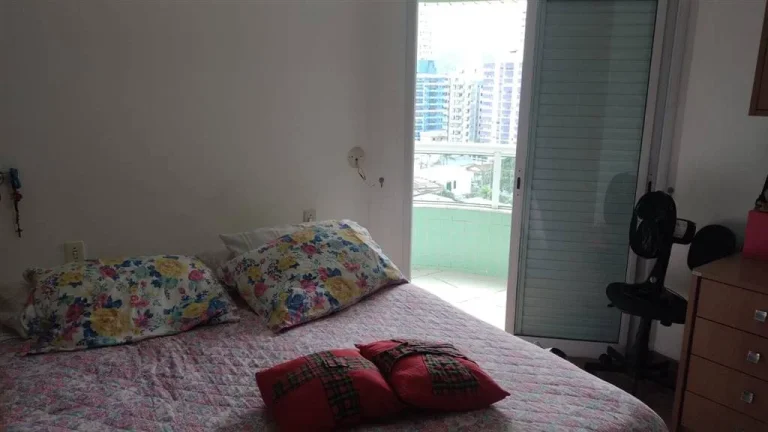 Imagem APARTAMENTO COM 134 m² - FORTE - PRAIA GRANDE SP