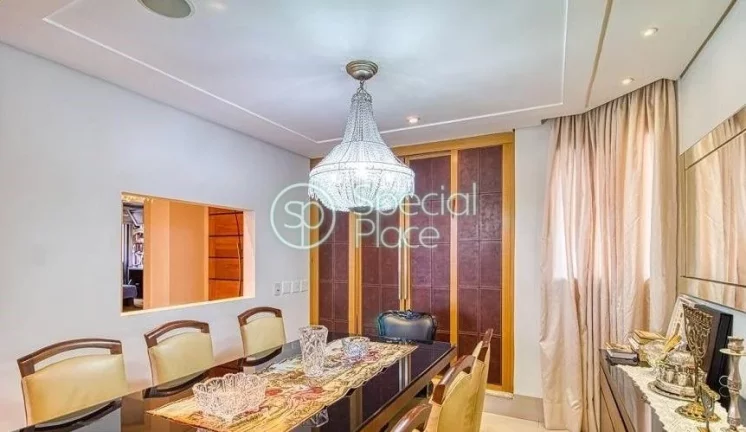 Imagem Amplo apartamento à venda com 3 quartos, sendo 3 suítes, e 4 banheiros no total. Este apartamento ...