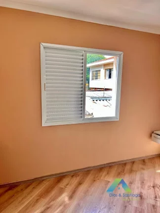 Imagem Casa Sobrado 2 Domts ,2 Banheiros , 2 vagas de garagens , complanejados !!