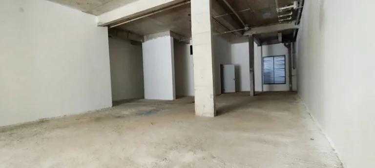 Imagem Loja Comercial 200M², 1ª Locação, 2 Banheiros, 3 Vagas, 450M metrô, Segurança 24h, Infraestrutura Completa, Pé direito Duplo, Fachada Ampla e Moderna.
