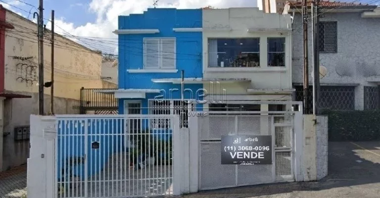 Casa de uso misto com 2 andares e 170metros quadrados aproximadamente. O primeiro andar do imóvel c...