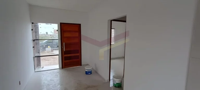 Imagem CASA SOLTA 2/4 COM SUITE