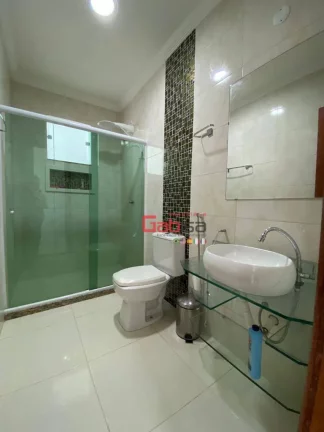 Imagem Casa com 4 dormitórios à venda, 400 m² por R$ 900.000,00 - Guriri - Cabo Frio/RJ