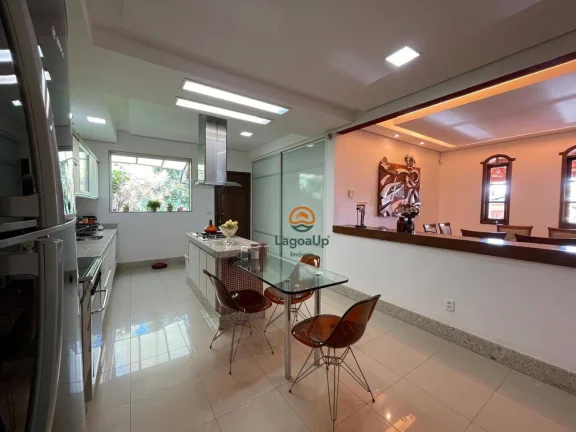 Imagem Casa com 3 dormitórios à venda, 261 m² por R$ 1.690.000,00 - Praia Angélica - Lagoa Santa/MG